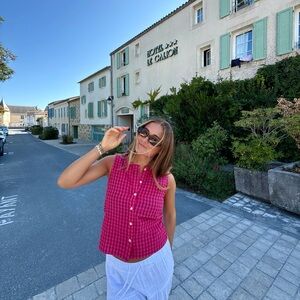 Meet your Posher, Albane